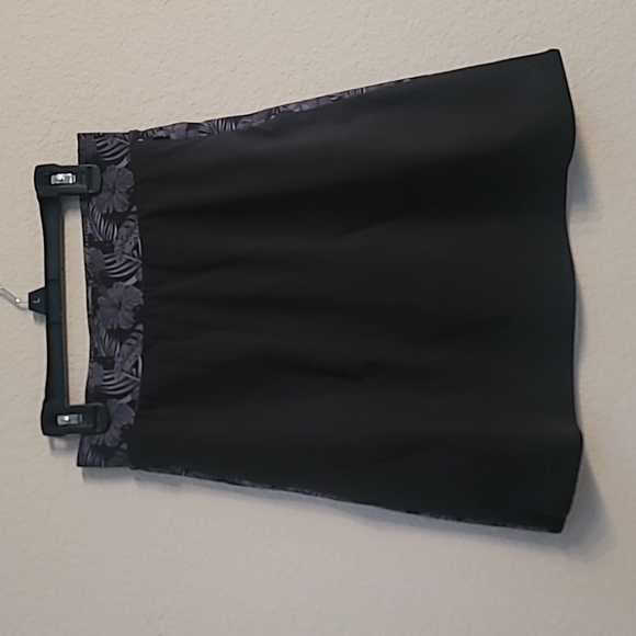 Women's Aloha 1/4 zip Pullover white Aloha Flair Skirt - Picture 5 of 7